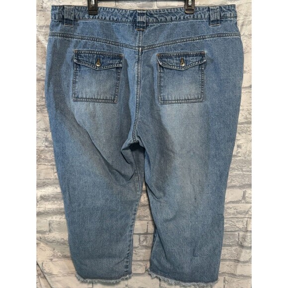 Route 66 Capri Womens 22W Blue Denim Button Fly Y2K Raw Hem Made in Russia Vntg - Picture 8 of 16